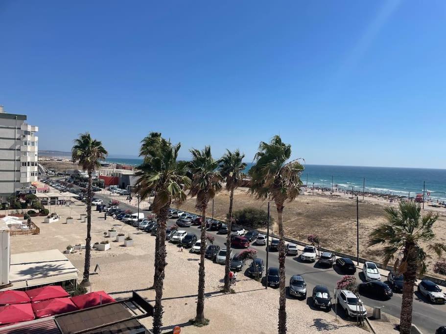 The View Costa Caparica Apartment Costa da Caparica Bagian luar foto